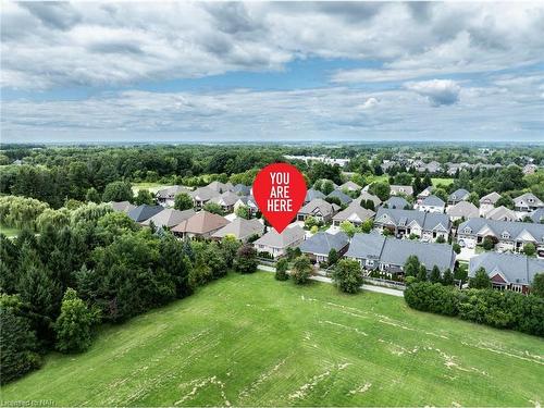 27 Hickory Avenue, Niagara-On-The-Lake, ON - Outdoor With View