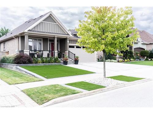 27 Hickory Avenue, Niagara-On-The-Lake, ON - Outdoor With Deck Patio Veranda With Facade