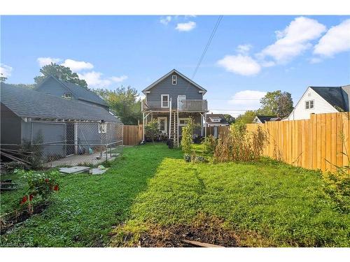 6423 Barker Street, Niagara Falls, ON - Outdoor With Deck Patio Veranda