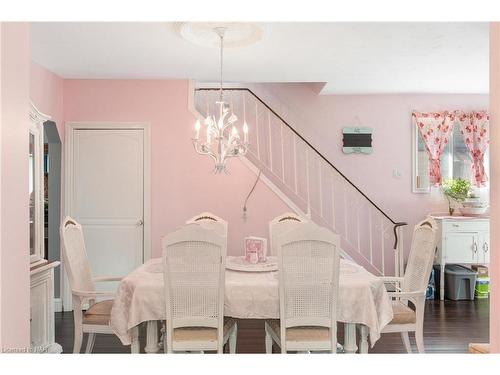 11 Cleveland Street, Thorold, ON - Indoor Photo Showing Dining Room