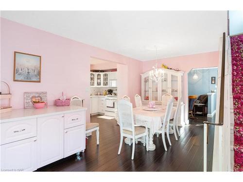 11 Cleveland Street, Thorold, ON - Indoor Photo Showing Dining Room