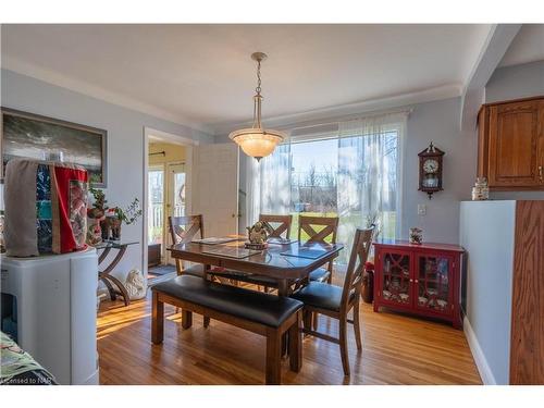 1291 Niagara Parkway, Fort Erie, ON - Indoor Photo Showing Dining Room