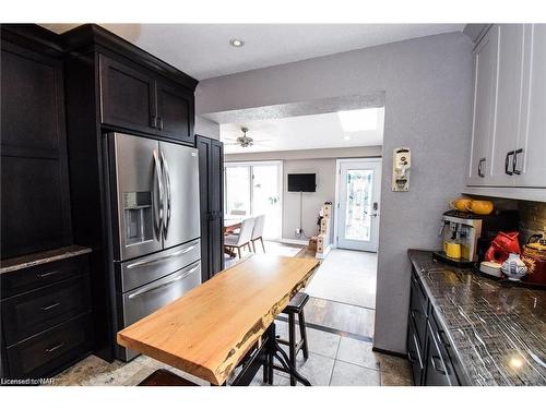 271 West Street, Smithville, ON - Indoor Photo Showing Kitchen