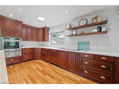 13 Rusholme Crescent, St. Catharines, ON - Indoor Photo Showing Kitchen