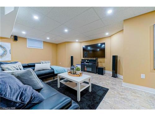 6505 Armelina Crescent, Niagara Falls, ON - Indoor Photo Showing Basement