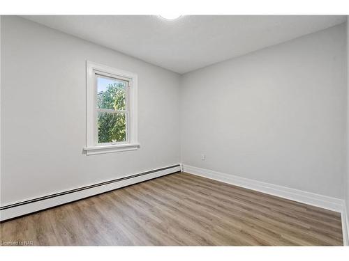 528 South Pelham Road, Welland, ON - Indoor Photo Showing Other Room