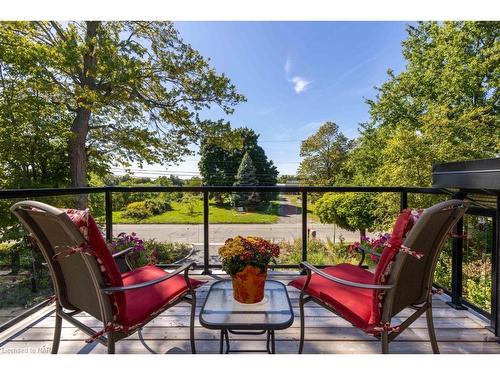 69 Niagara Street, Niagara-On-The-Lake, ON - Outdoor With Deck Patio Veranda