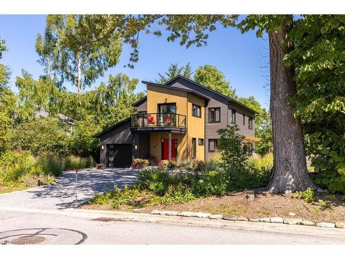 69 Niagara Street, Niagara-On-The-Lake, ON - Outdoor With Balcony