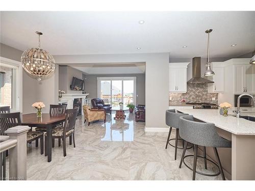 91 Ailsa Trail Trail, Welland, ON - Indoor Photo Showing Dining Room