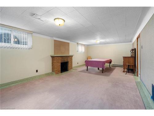 381 Niagara Street, St. Catharines, ON - Indoor Photo Showing Other Room