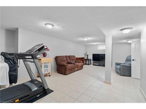 20 Parkhill Road, St. Catharines, ON - Indoor Photo Showing Gym Room