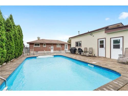 20 Parkhill Road, St. Catharines, ON - Outdoor With In Ground Pool With Deck Patio Veranda With Backyard With Exterior