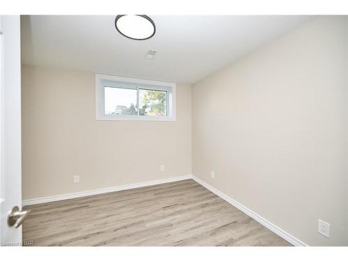 17 Kilkenny Drive, St. Catharines, ON - Indoor Photo Showing Other Room