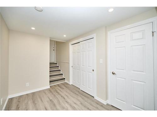 17 Kilkenny Drive, St. Catharines, ON - Indoor Photo Showing Other Room