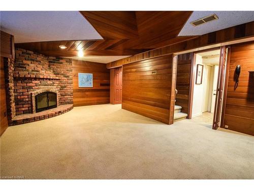 105 Glenwood Avenue, St. Catharines, ON - Indoor With Fireplace