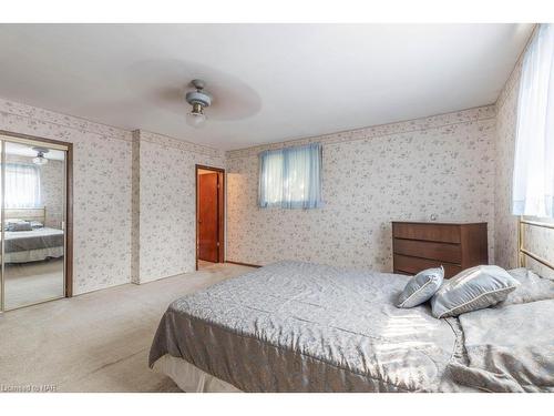 154 Dalhousie Avenue, St. Catharines, ON - Indoor Photo Showing Bedroom