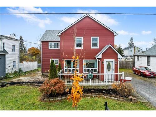 30 Radford Avenue, Fort Erie, ON - Outdoor With Deck Patio Veranda