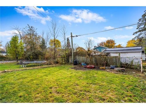 30 Radford Avenue, Fort Erie, ON - Outdoor With Backyard