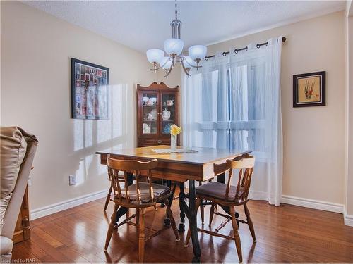 40 Longford Crescent, St. Catharines, ON - Indoor Photo Showing Dining Room