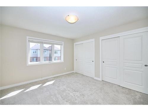 4468 Shuttleworth Drive, Niagara Falls, ON - Indoor Photo Showing Other Room