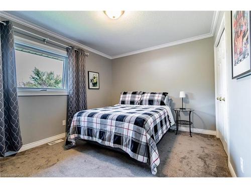 1772 Abingdon Road, Caistor Centre, ON - Indoor Photo Showing Bedroom