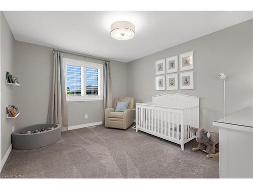 7 Mcfarland Street Street, Thorold, ON - Indoor Photo Showing Bedroom