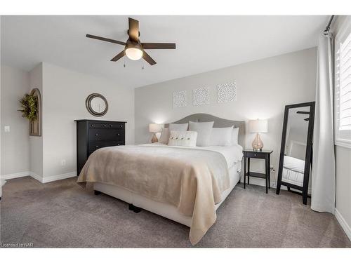 7 Mcfarland Street Street, Thorold, ON - Indoor Photo Showing Bedroom