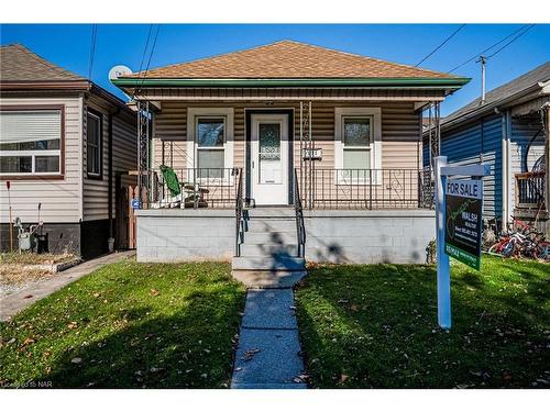 175 Mcanulty Boulevard, Hamilton, ON - Outdoor