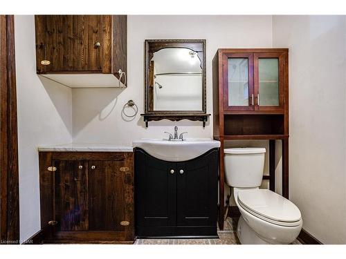 175 Mcanulty Boulevard, Hamilton, ON - Indoor Photo Showing Bathroom