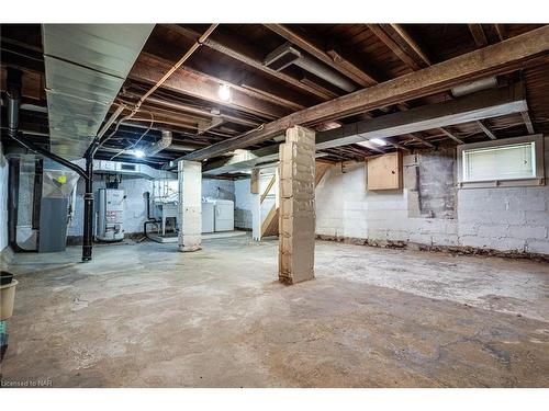 175 Mcanulty Boulevard, Hamilton, ON - Indoor Photo Showing Basement