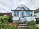 5458 Lewis Avenue, Niagara Falls, ON  - Outdoor With Facade 