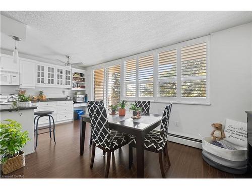 306-6390 Huggins Street, Niagara Falls, ON - Indoor Photo Showing Dining Room