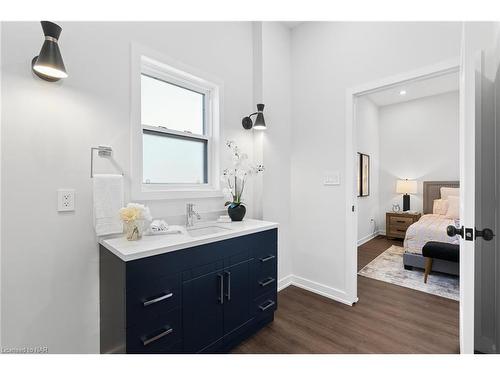 2062 Snider Road, Port Colborne, ON - Indoor Photo Showing Bathroom