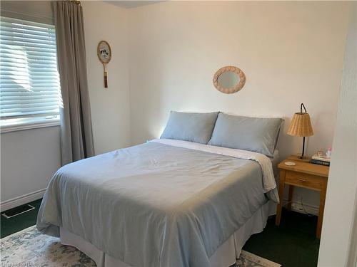 7 Miranda Court, Welland, ON - Indoor Photo Showing Bedroom