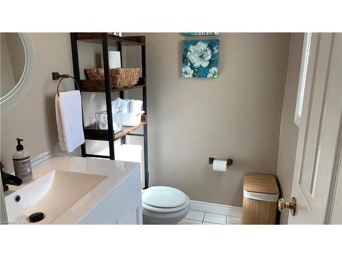 7 Miranda Court, Welland, ON - Indoor Photo Showing Bathroom