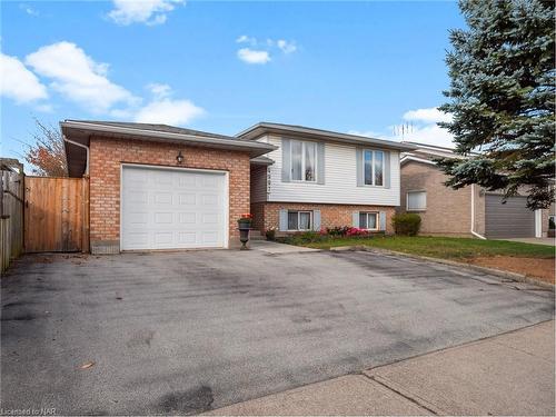 4997 Southview Avenue, Niagara Falls, ON - Outdoor With Facade