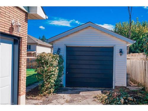 Lower-352 Bunting Road, St. Catharines, ON - Outdoor With Exterior