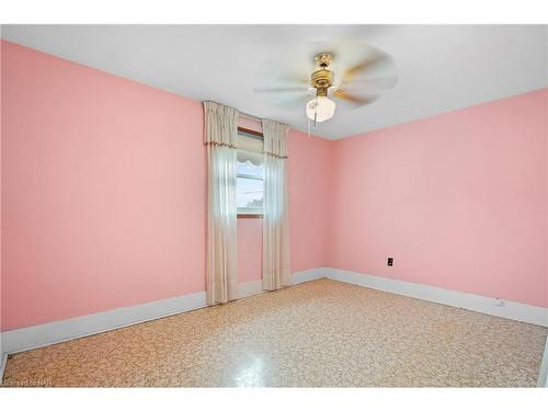 9 King Street, Thorold, ON - Indoor Photo Showing Other Room