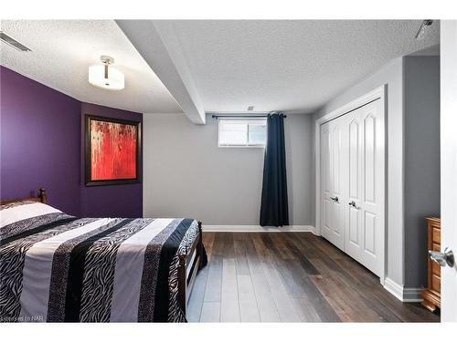 100 Thorold Road, Welland, ON - Indoor Photo Showing Bedroom