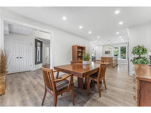 91 Kunda Park Boulevard, Fonthill, ON - Indoor Photo Showing Dining Room