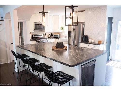 38 Dufferin Street, Welland, ON - Indoor Photo Showing Kitchen