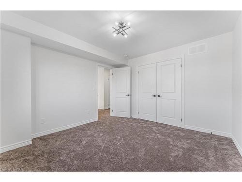 25 Haight Street, St. Catharines, ON - Indoor Photo Showing Other Room