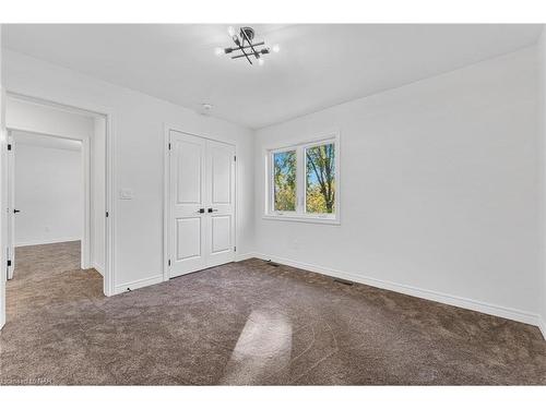 25 Haight Street, St. Catharines, ON - Indoor Photo Showing Other Room