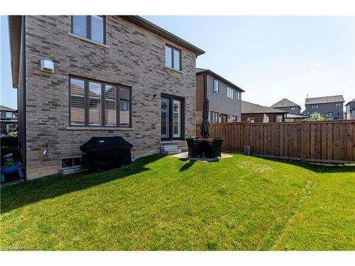 5068 Connor Drive, Beamsville, ON - Outdoor With Exterior