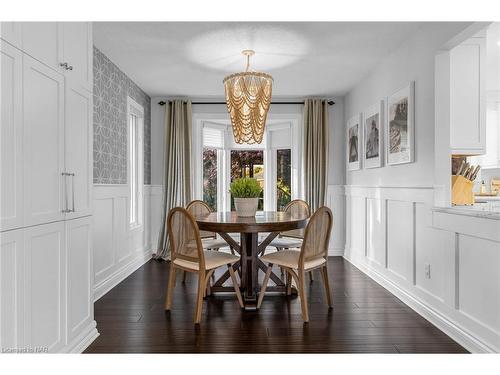 6797 Glengary Street, Niagara Falls, ON - Indoor Photo Showing Dining Room