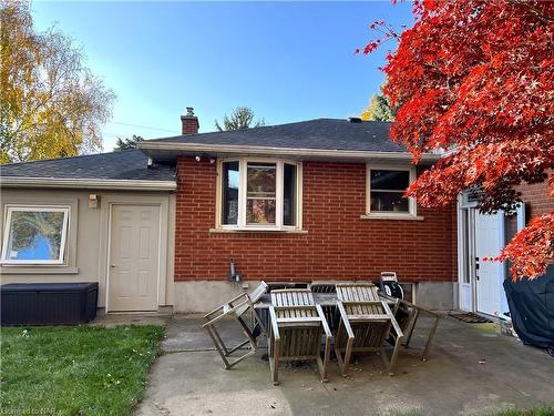 2827 Red Maple Av Avenue, Jordan Station, ON - Outdoor With Exterior