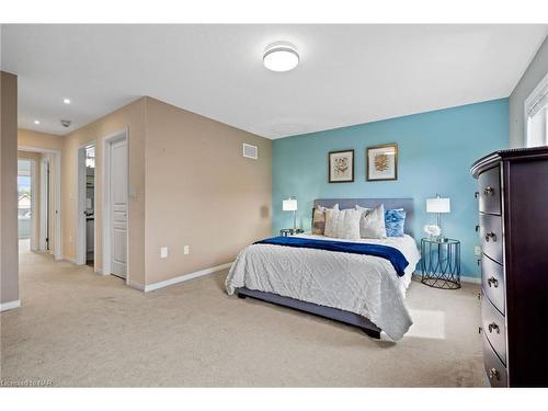 5060 Serena Drive Drive, Lincoln, ON - Indoor Photo Showing Bedroom