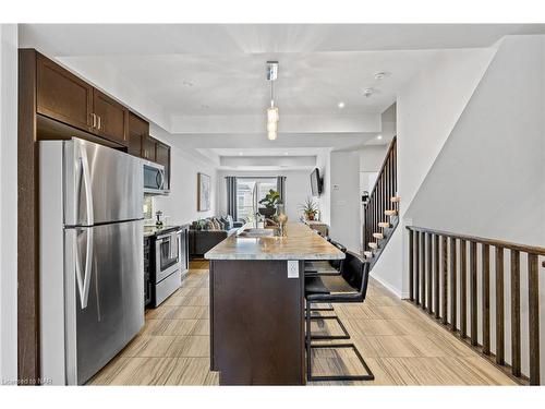 5060 Serena Drive Drive, Lincoln, ON - Indoor Photo Showing Kitchen With Stainless Steel Kitchen With Double Sink