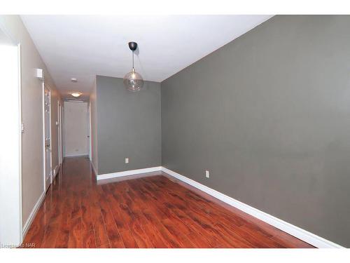 63 Louis Avenue, St. Catharines, ON - Indoor Photo Showing Other Room