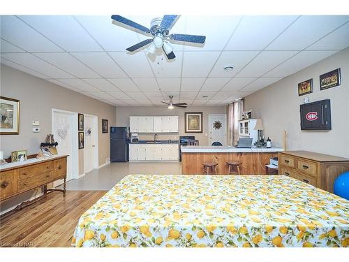 639 King Street, Welland, ON - Indoor Photo Showing Bedroom